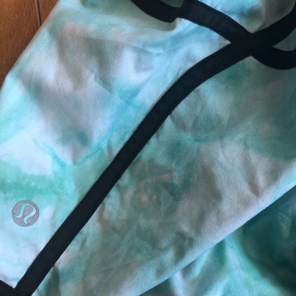 Lululemon Run: Speed Short *2-way Stretch - Picture 4 of 5